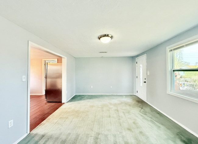 Photo - 7150 79th St N