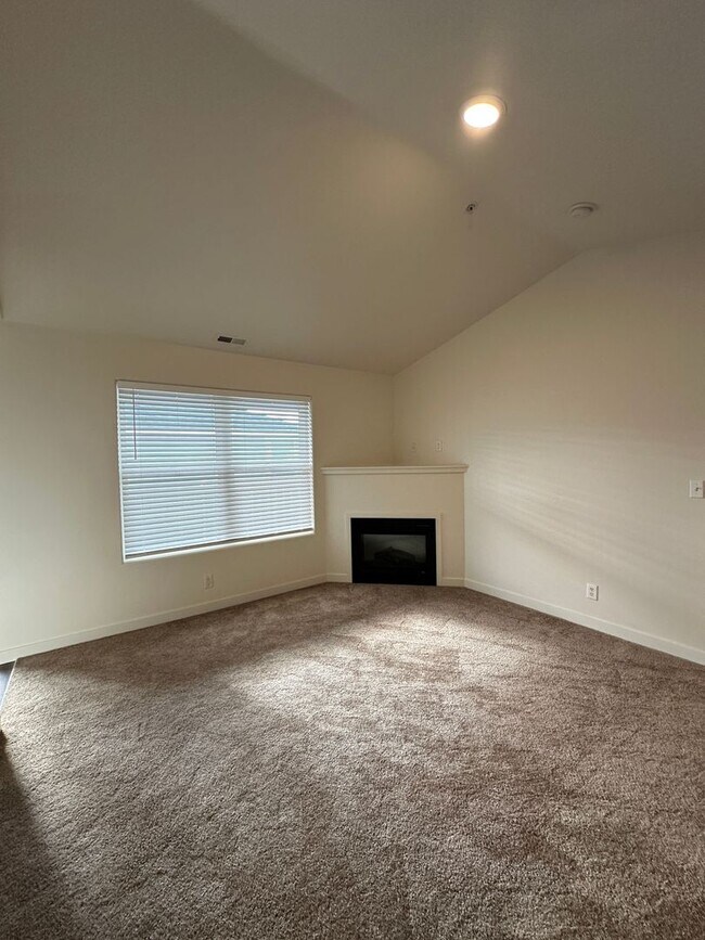 6405 Chapel Hill Blvd Unit K102