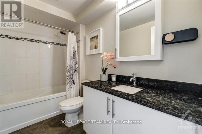 Photo - 195 Besserer St Unit 9