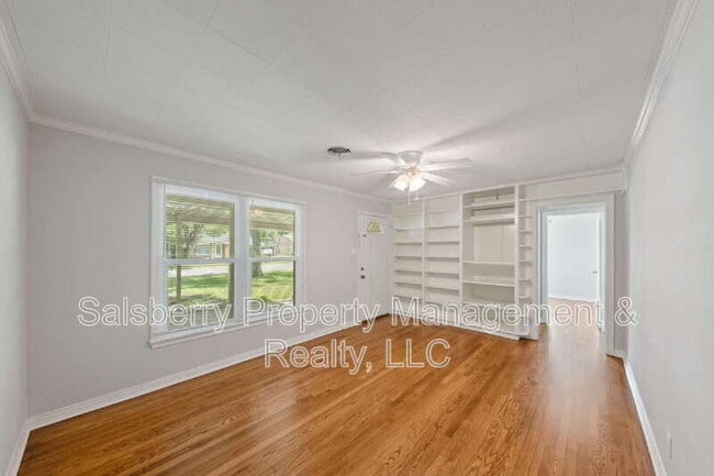 Photo - 5601 N Schilder Dr