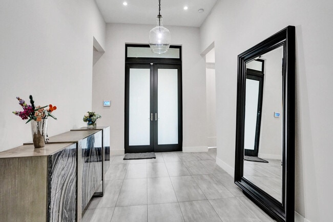 Photo - 5663 Brookfield Cir