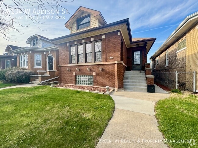 Building Photo - 6134 W Addison St Rental