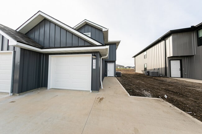 Photo - 366 SE 85th Rd