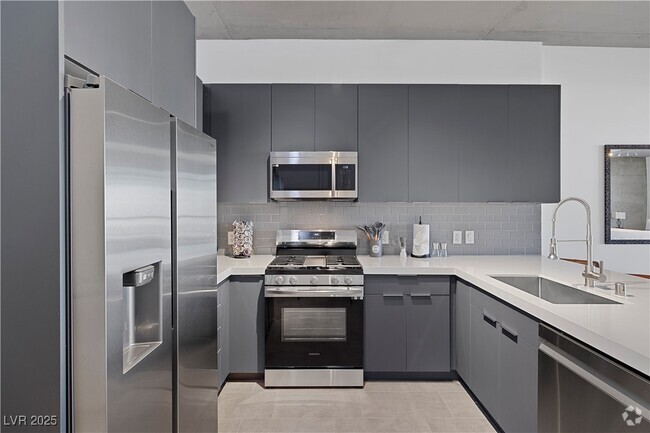 Building Photo - 353 E Bonneville Ave Unit 505 Rental