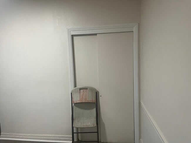 Photo - 11XX E 221st St