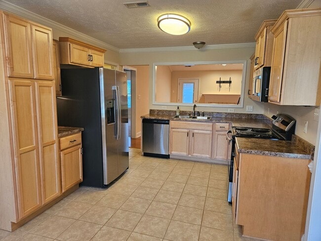 Photo - NEW LISTING!!!!!