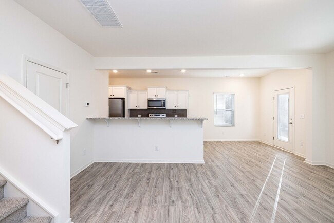 Photo - NEW 3BD Townhome Convenient to Hwy 74/ Min...