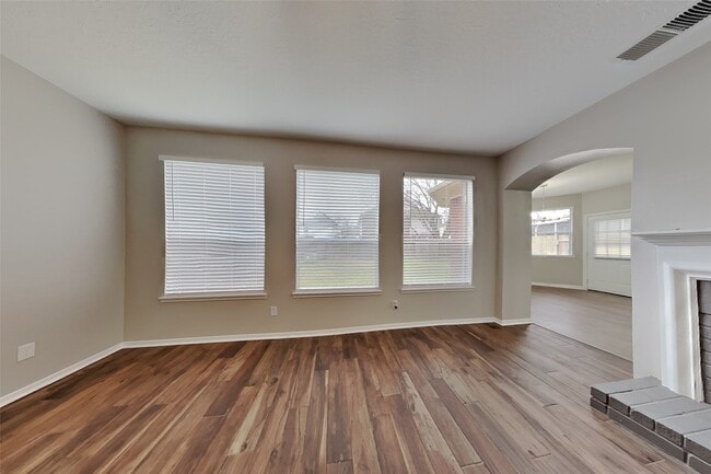 Photo - 19410 Kacey Ln Ct