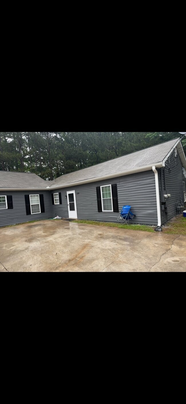 Photo - 6100 Green Leaf Ct SW