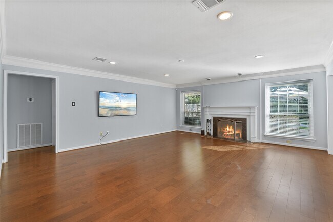Photo - 43 Hessenford St