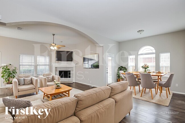 Photo - 2508 Esquire Dr