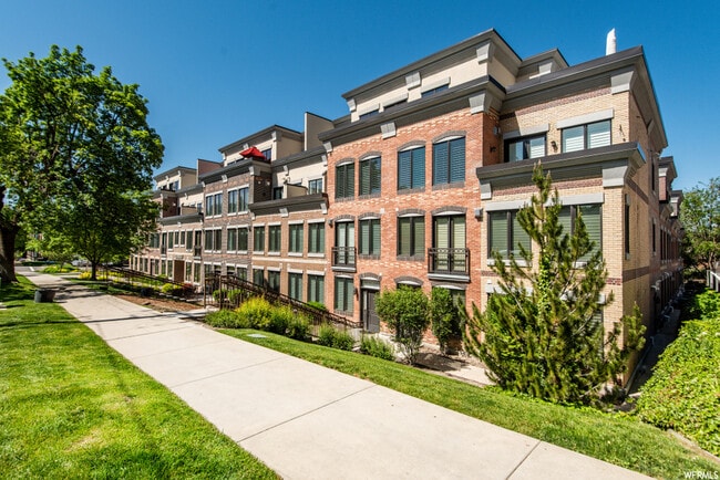 Building Photo - 88 S 900 E Unit 206