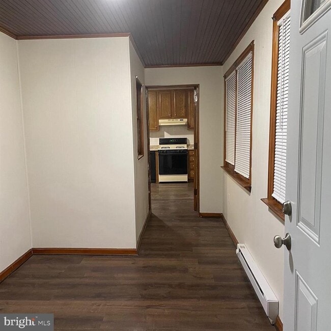 Foyer - 420 Washington Ave House