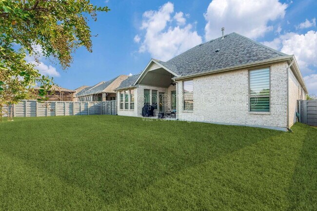 Photo - 7009 Central Ct
