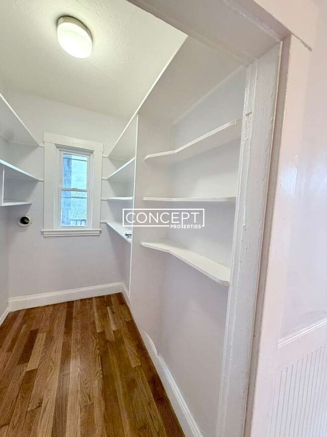 Building Photo - 23 Deering Rd Unit 2