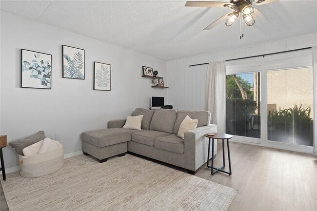 Photo - 1154 Paseo Del Sol Unit B