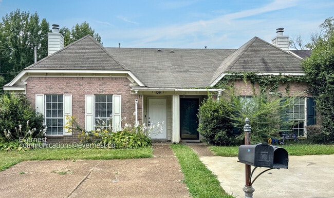 Building Photo - 9299 Grove Manor Dr Rental