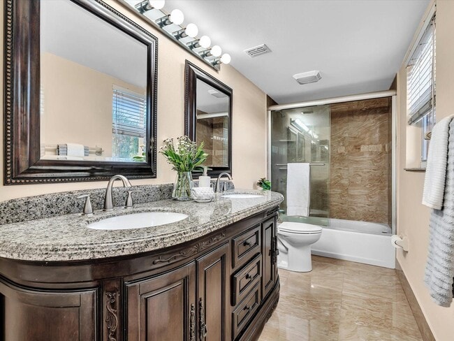 Photo - 333 SE 20th Ave Unidad 2