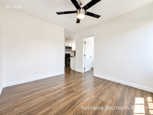 3017 London St Unit 1/2