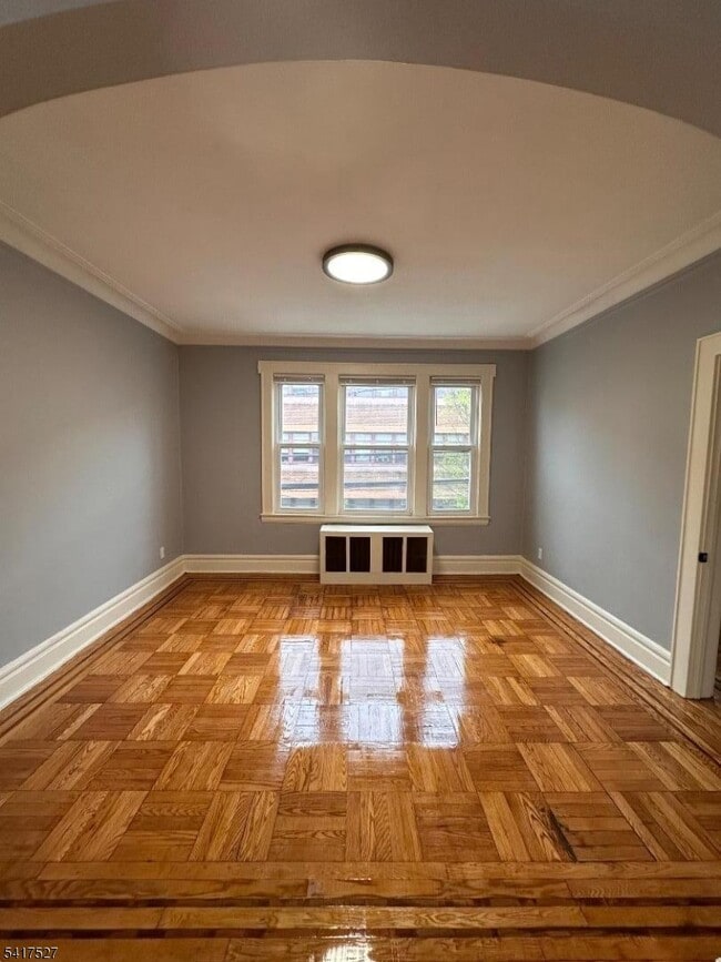 83 Aldine St Unit 2R