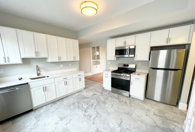 159 Boston St Unit 2
