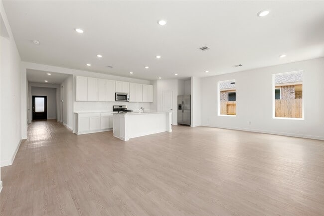 Building Photo - 13505 Harbor Pt Dr Rental