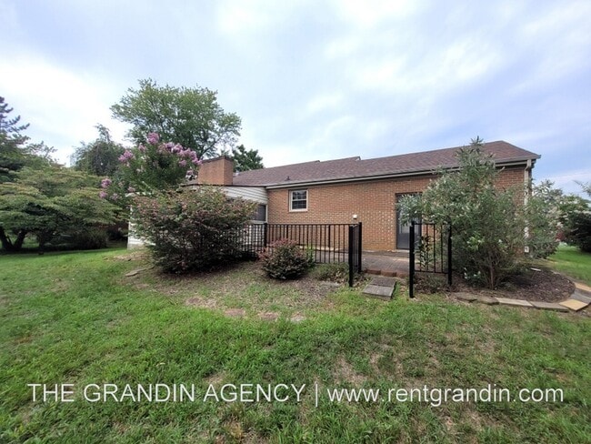 Photo - 312 Homeplace Dr