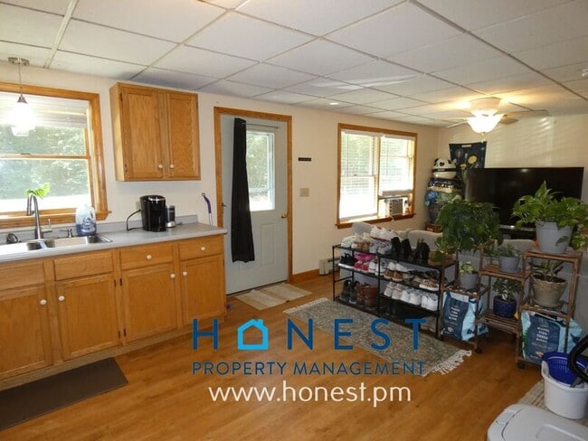 29 Joey Ln Unit 4