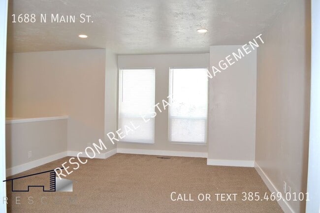 Photo - 1688 N Main St