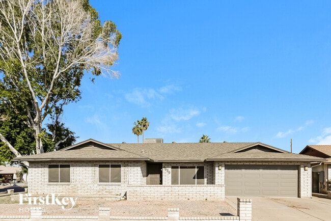Building Photo - 4656 W Townley Ave Rental