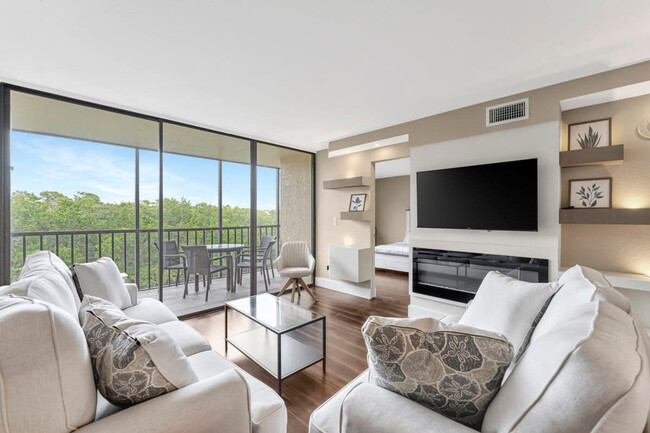 Building Photo - 900 Cove Cay Dr Rental