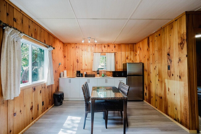80 Sand Bay Rd Unit SI ID1314736P