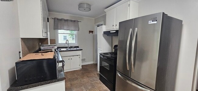 Photo - 2229 Oriole Ave