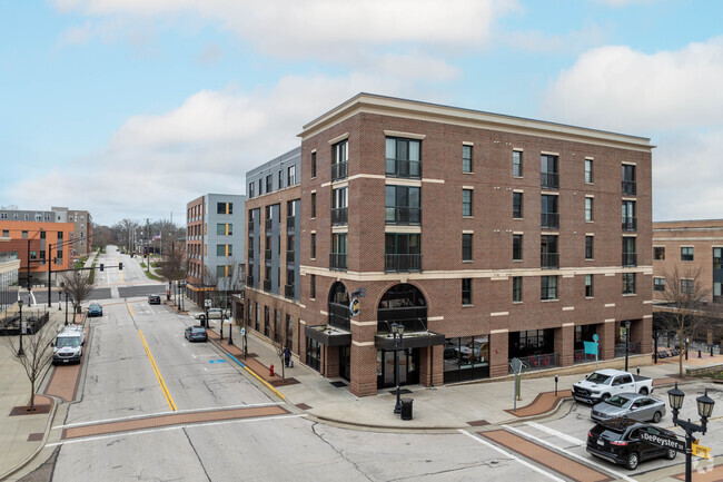 210 S Depeyster Street - The Landmark at Kent Apartments