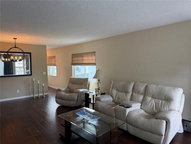 2426 Ecuadorian Way Unit 40