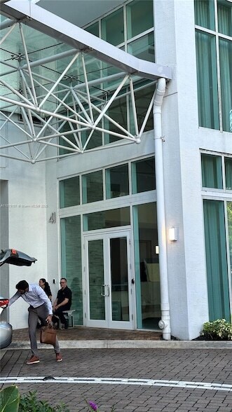 Photo - 41 SE 5th St Unit 1104