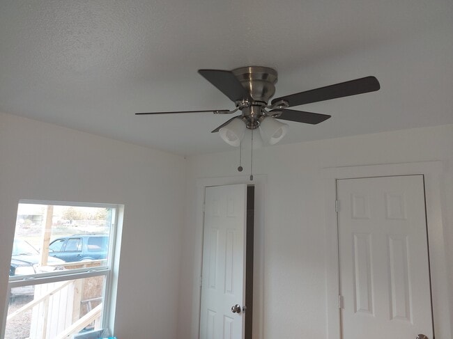 Photo - 18612 Baughman Dr