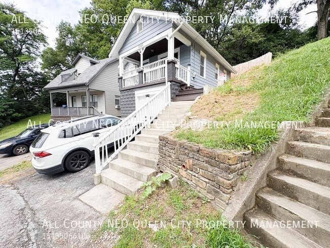 3522 Leland Ave