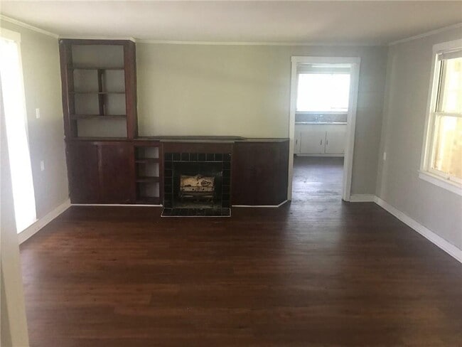 Photo - 2359 Gill Rd