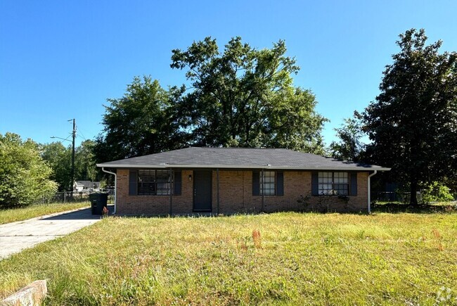 Building Photo - For Rent Rental