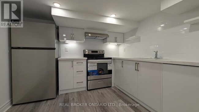 Photo - 1150 Woodbine Ave Unit #4