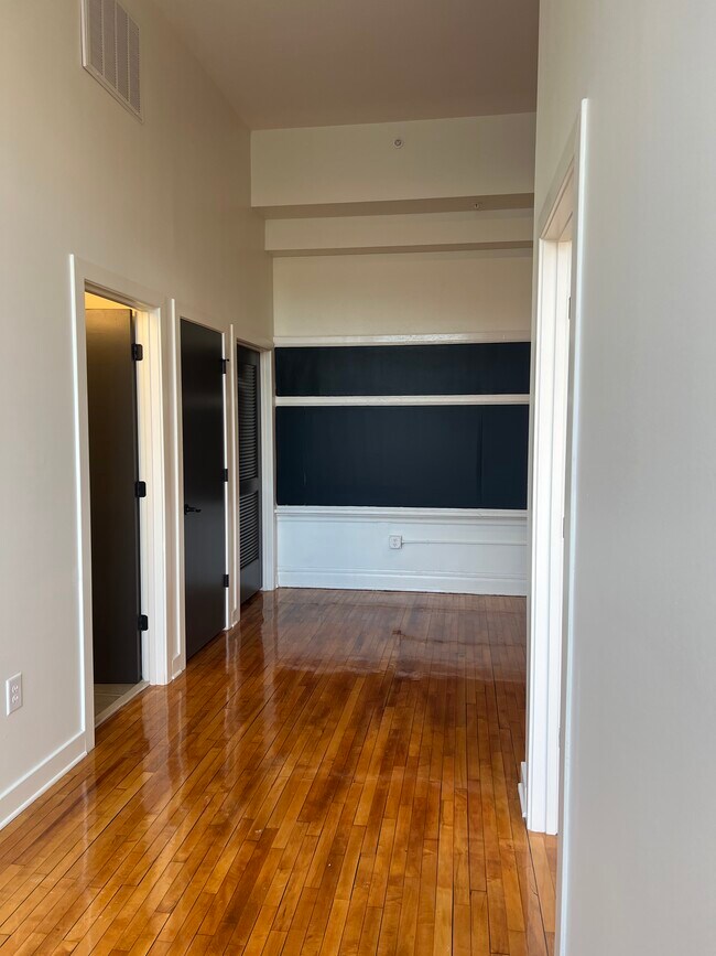 Photo - PULASKI LOFTS Unidad 132