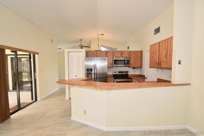 21518 Summertrace Cir