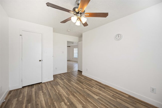 Photo - 5315 Cherie Crest Ct