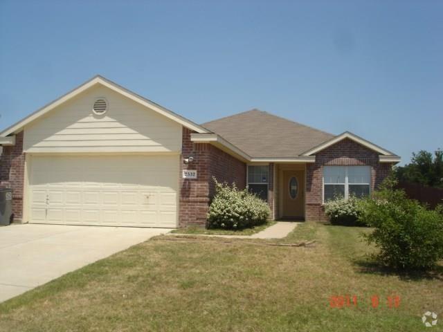 Building Photo - 2532 Spring Creek Dr Rental