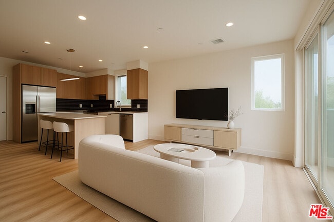 Photo - 5813 Lexington Ave Apartment Unit 201