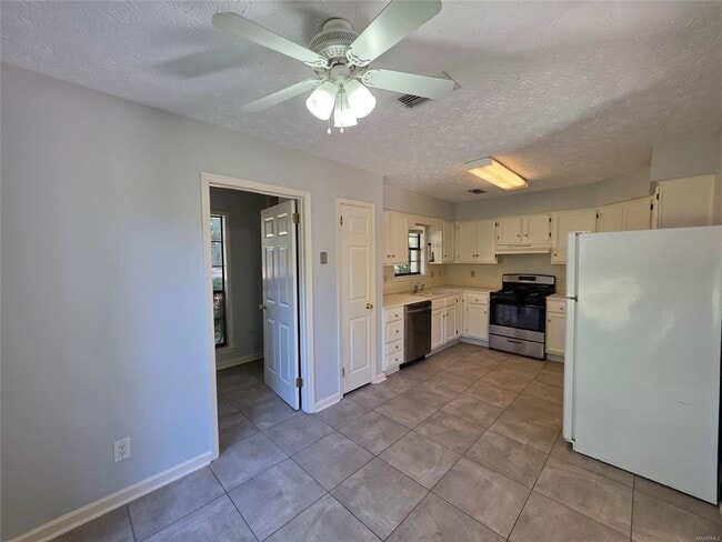 Photo - 6225 Whitewater Ct