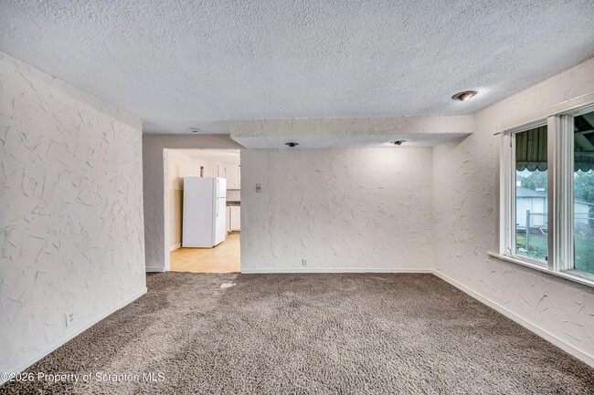 Photo - 1020 Farber Ct