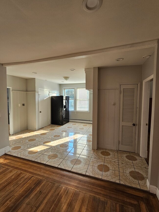 Photo - 91 Berkshire St Unit 2