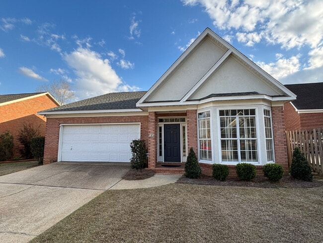 Building Photo - 39 Williamsburg Pl